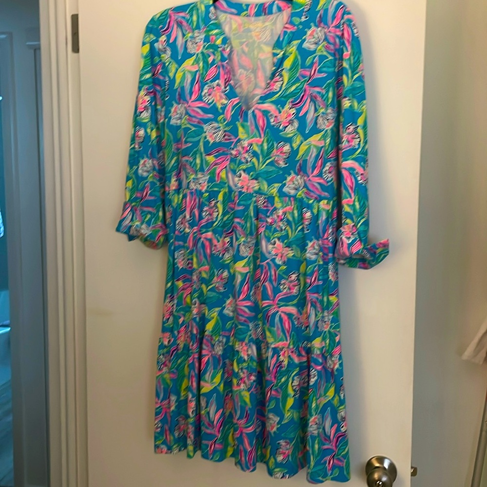 Lilly Pulitzer V-neck print dress cotton knit, knee length.
